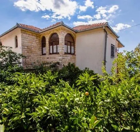 Ruzarija * Trogir